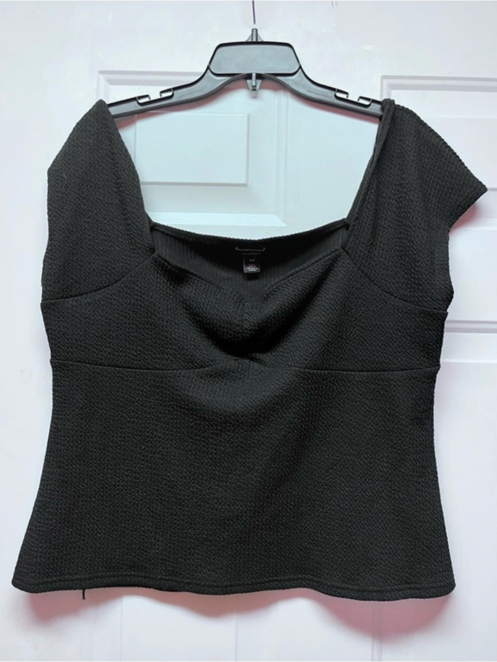Halogen Black Textured Square Neck Crop Top